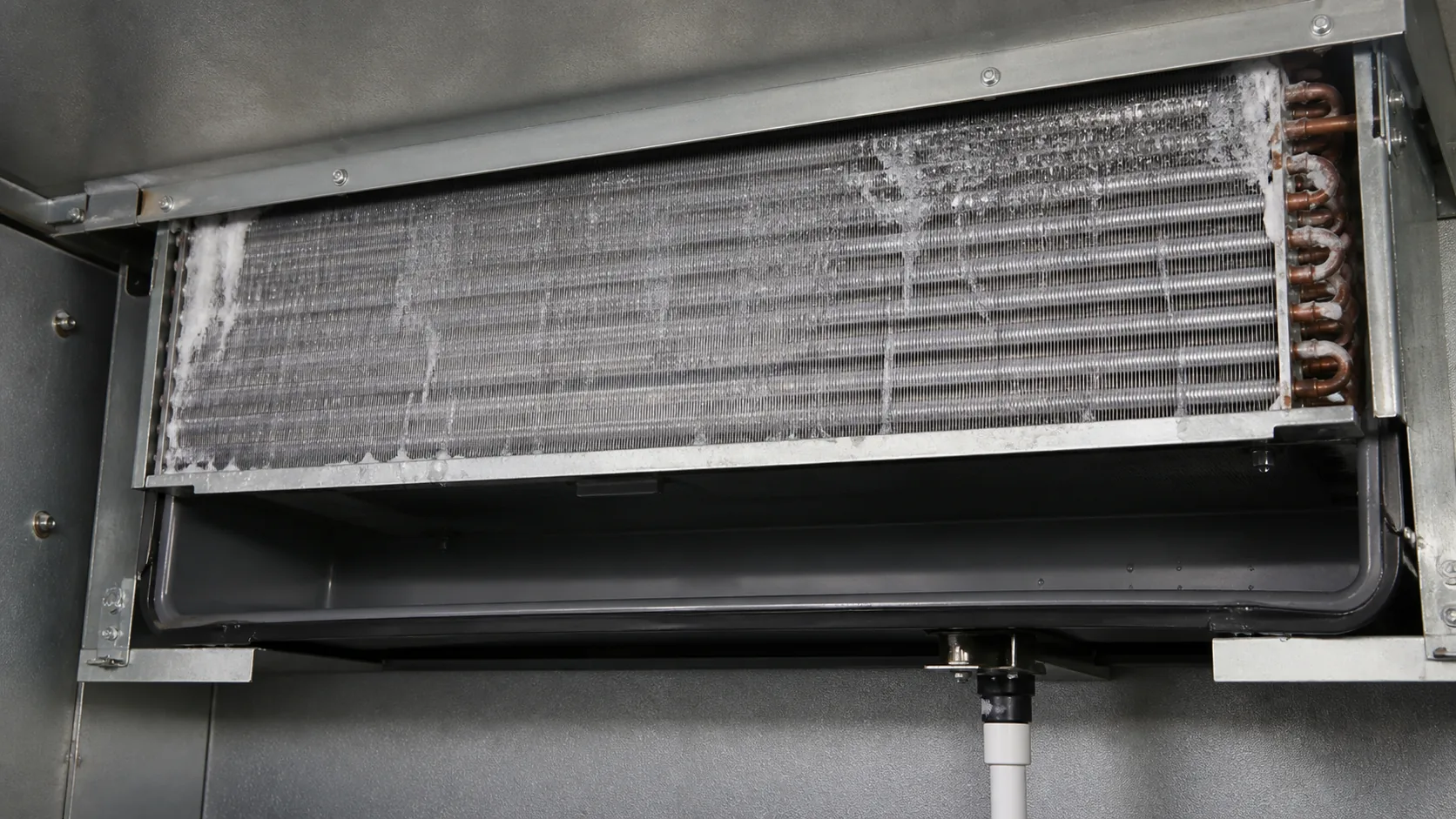 Low-temperature evaporator during a controlled defrost cycle